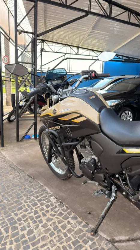 YAMAHA XTZ 250 LANDER, Foto 6