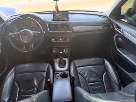 AUDI Q3 2.0 4P TFSI AMBIENTE QUATTRO S-TRONIC AUTOMTICO, Foto 4