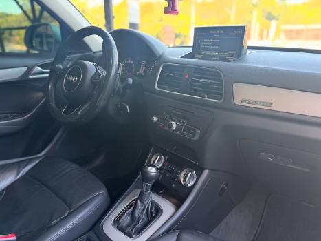 AUDI Q3 2.0 4P TFSI AMBIENTE QUATTRO S-TRONIC AUTOMTICO, Foto 7