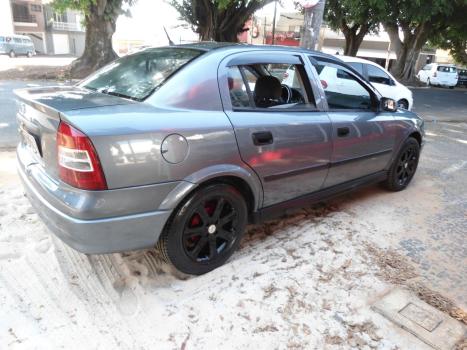 CHEVROLET Astra Sedan 2.0 4P GLS, Foto 3