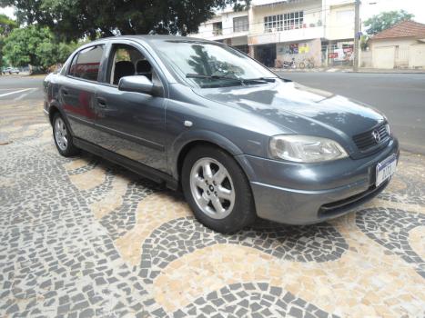 CHEVROLET Astra Sedan 1.8 4P GL, Foto 2