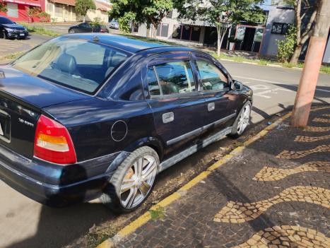 CHEVROLET Astra Sedan 1.8 4P GL, Foto 2