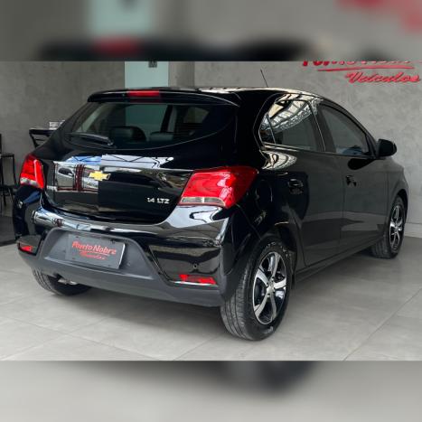 CHEVROLET Onix Hatch 1.4 4P FLEX LTZ, Foto 5