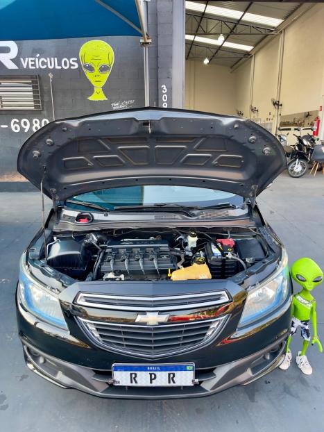 CHEVROLET Onix Hatch 1.4 4P FLEX LT, Foto 2