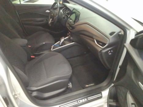 CHEVROLET Onix Hatch 1.0 4P FLEX LTZ TURBO AUTOMTICO, Foto 8