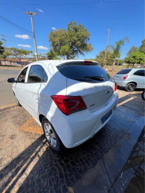 CHEVROLET Onix Hatch 1.0 4P FLEX JOY, Foto 6