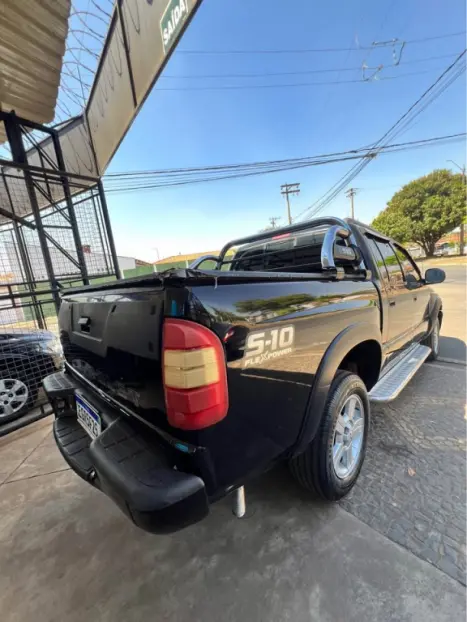 CHEVROLET S10 2.4 ADVANTAGE CABINE DUPLA, Foto 6