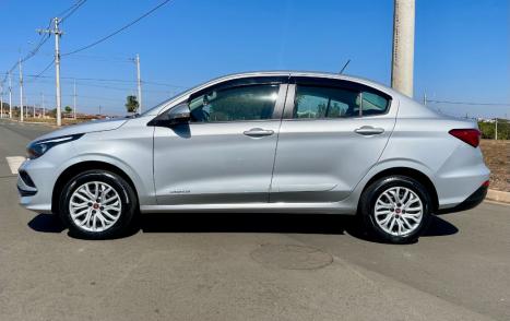 FIAT Cronos 1.3 4P FLEX, Foto 2