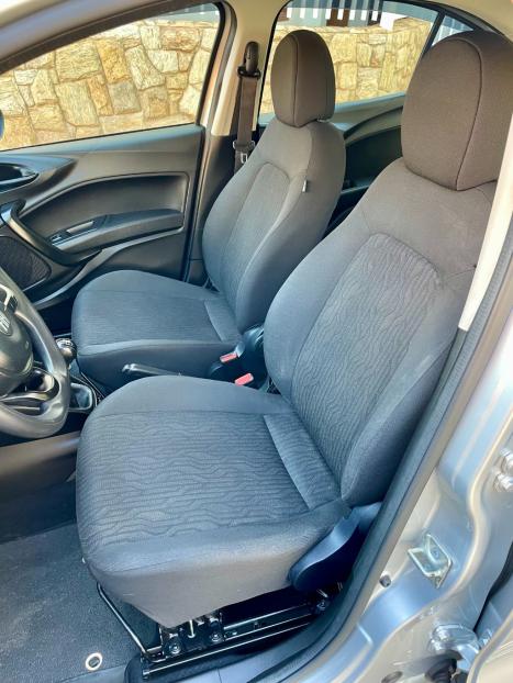 FIAT Cronos 1.3 4P FLEX, Foto 8