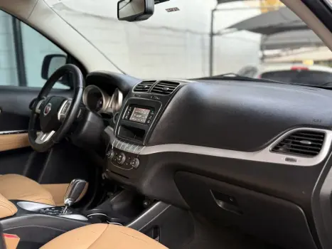 FIAT Freemont 2.4 16V 4P PRECISION AUTOMTICO 7 LUGARES, Foto 15