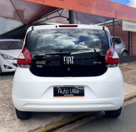 FIAT Mobi 1.0 4P FLEX DRIVE FIRE FLY, Foto 3