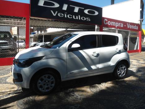 FIAT Mobi 1.0 4P FLEX DRIVE FIRE FLY, Foto 1