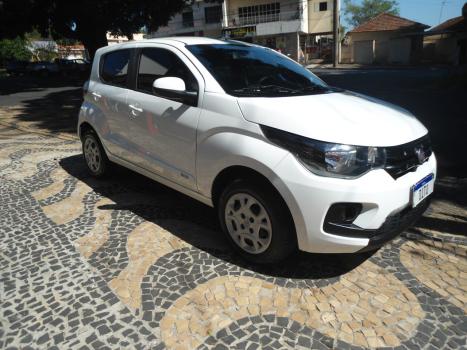 FIAT Mobi 1.0 4P FLEX DRIVE FIRE FLY, Foto 2