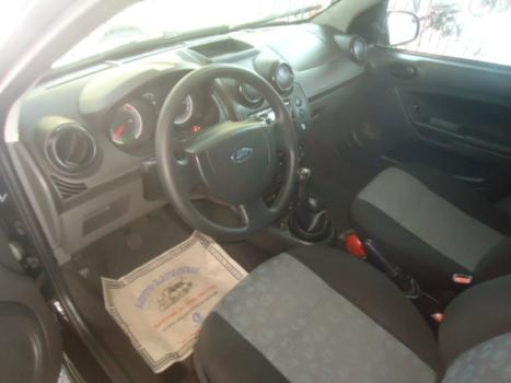 FORD Fiesta Hatch 1.6 4P FLEX, Foto 2