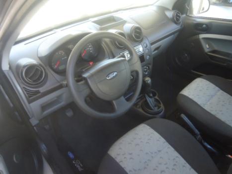 FORD Fiesta Hatch 1.0 4P FLEX, Foto 2