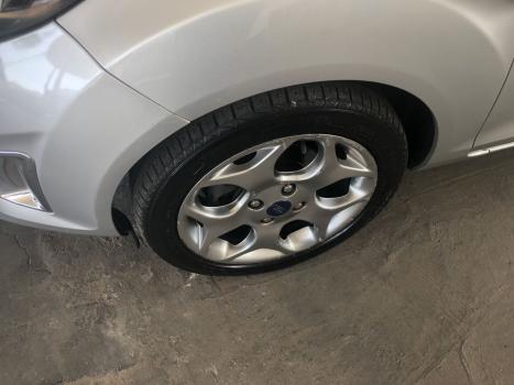 FORD Fiesta Hatch 1.6 16V 4P SE FLEX, Foto 3