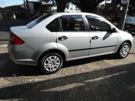 FORD Fiesta Sedan 1.6 4P FLEX, Foto 3