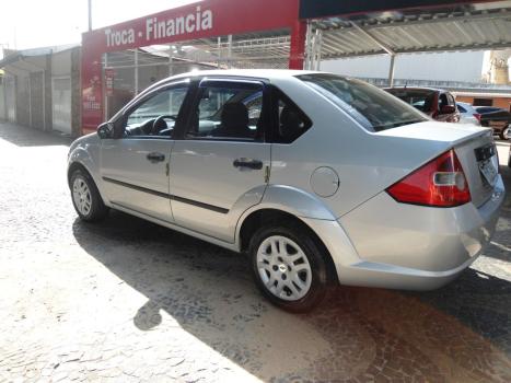 FORD Fiesta Sedan 1.6 4P FLEX, Foto 4