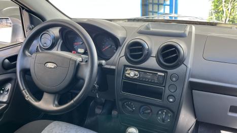 FORD Fiesta Sedan 1.6 4P FLEX, Foto 8