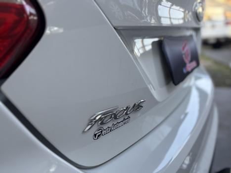 FORD Focus Hatch 1.6 16V 4P FLEX S, Foto 10