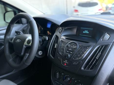 FORD Focus Hatch 1.6 16V 4P FLEX S, Foto 16