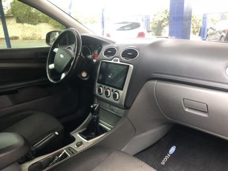 FORD Focus Hatch 1.6 16V 4P SE FLEX, Foto 14