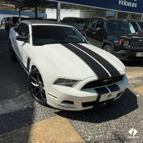 FORD Mustang 3.7 V6 24V COUP AUTOMTICO, Foto 2