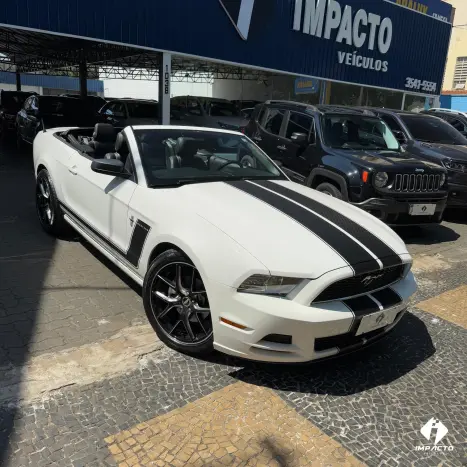 FORD Mustang 3.7 V6 24V COUP AUTOMTICO, Foto 3