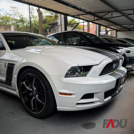 FORD Mustang 3.8 V6 CONVERSVEL, Foto 2