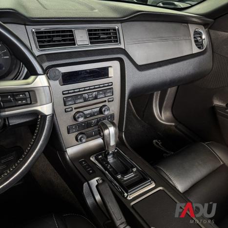 FORD Mustang 3.8 V6 CONVERSVEL, Foto 9