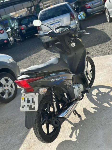 HONDA Biz 125 EX, Foto 4