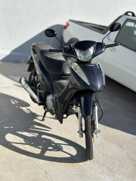 HONDA Biz 125 EX, Foto 6
