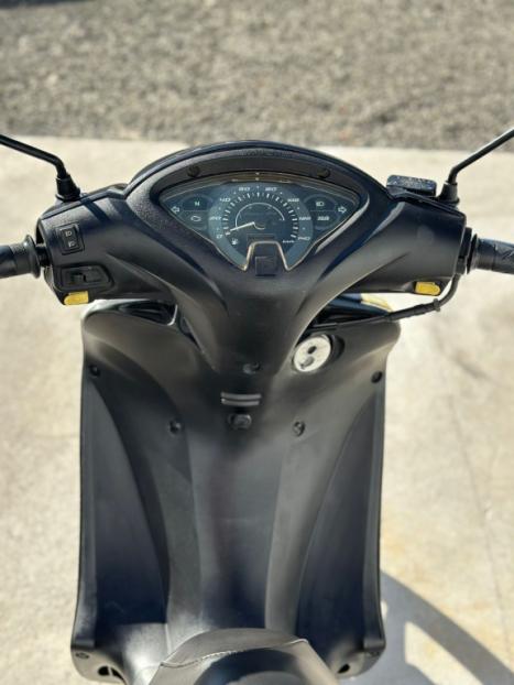 HONDA Biz 125 EX, Foto 8