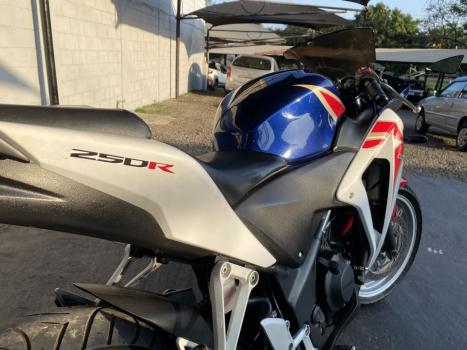 HONDA CBR 250 R, Foto 5