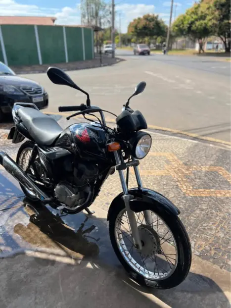 HONDA CG 150 FAN ESI, Foto 1