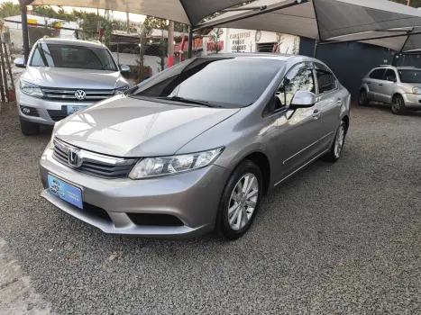 HONDA Civic 1.8 16V 4P FLEX LXS AUTOMTICO, Foto 2