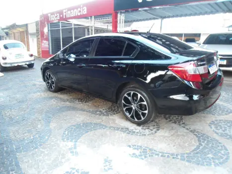HONDA Civic 1.8 16V 4P FLEX LXS AUTOMTICO, Foto 4