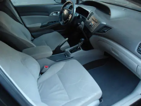 HONDA Civic 1.8 16V 4P FLEX LXS AUTOMTICO, Foto 6