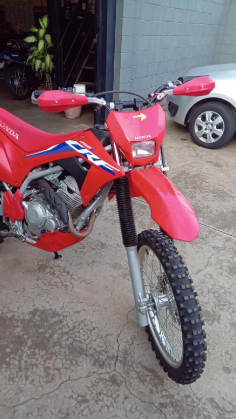 HONDA CRF 250 F, Foto 2