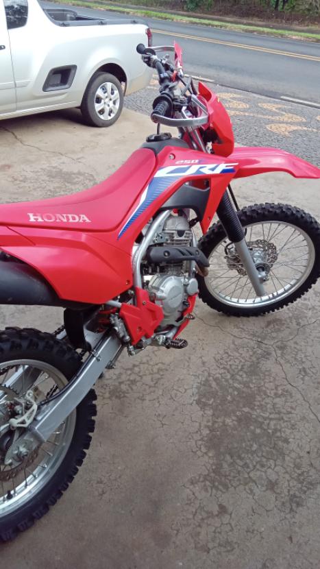 HONDA CRF 250 F, Foto 3