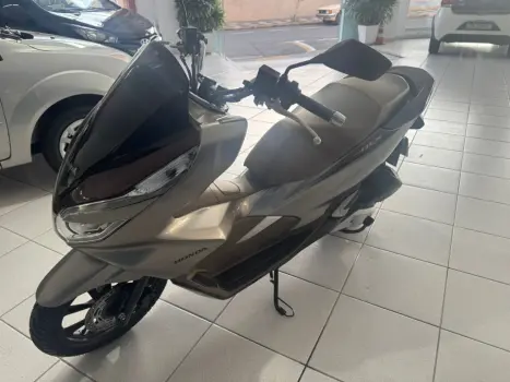 HONDA PCX 150 DLX, Foto 6