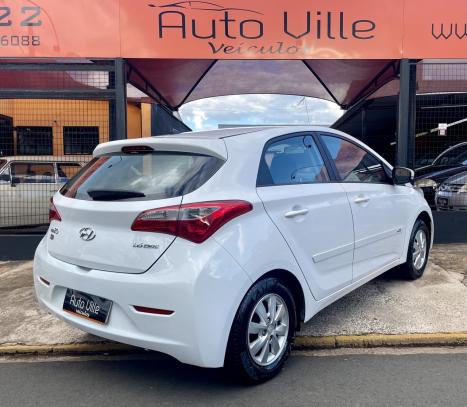 HYUNDAI HB 20 Hatch 1.6 16V 4P COMFORT STYLE FLEX, Foto 4