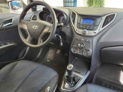 HYUNDAI HB 20 Hatch 1.6 16V 4P FLEX COMFORT PLUS, Foto 7