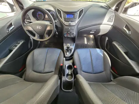 HYUNDAI HB 20 Hatch 1.6 16V 4P FLEX COMFORT PLUS, Foto 8