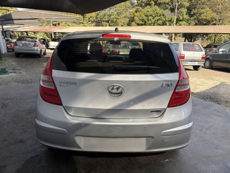 HYUNDAI I30 2.0 16V 4P, Foto 6