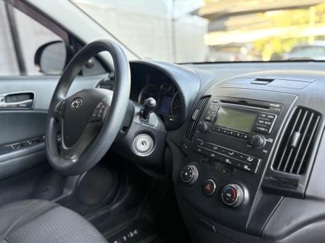 HYUNDAI I30 2.0 16V 4P, Foto 16