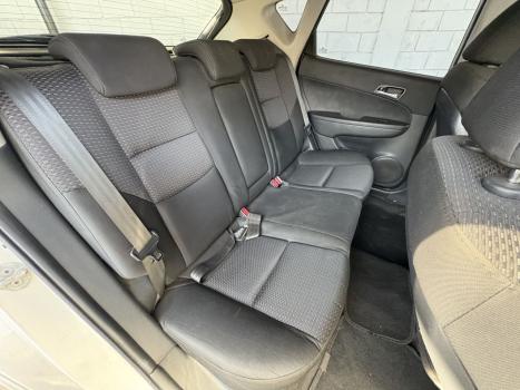 HYUNDAI I30 2.0 16V 4P, Foto 17