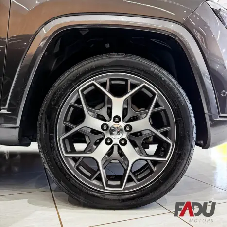 JEEP Commander 2.0 16V 4P TD380 OVERLAND TURBO DIESEL AUTOMTICO, Foto 4