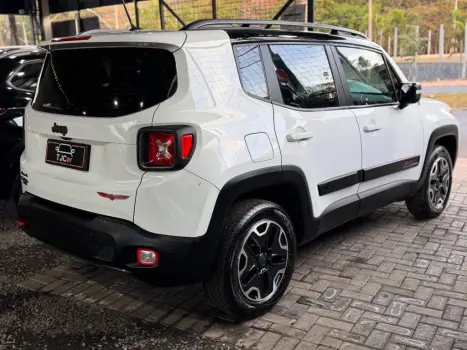 JEEP Renegade 2.0 16V 4P TURBO DIESEL TRAILHAWK 4X4 AUTOMTICO, Foto 2
