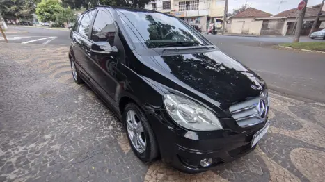 MERCEDES-BENZ B 180 1.7 4P AUTOMTICO, Foto 2